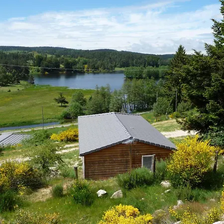 Le Chalets Du Lac De Ganivet Chalet *